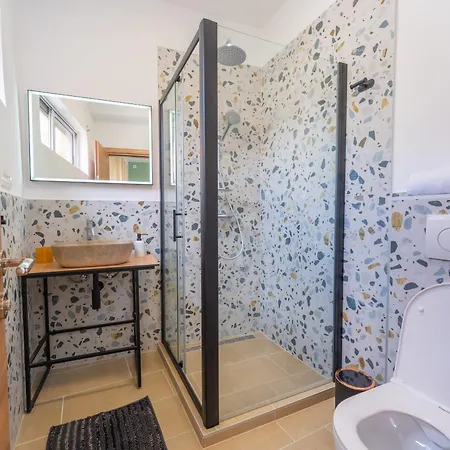 Family Apartment *