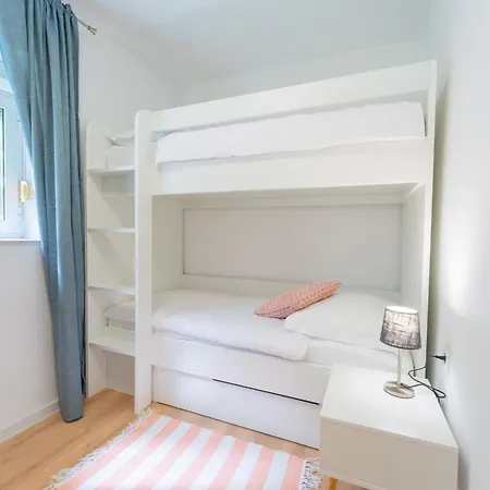 Family Apartment Zadar