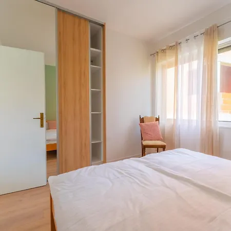 Family Apartment *