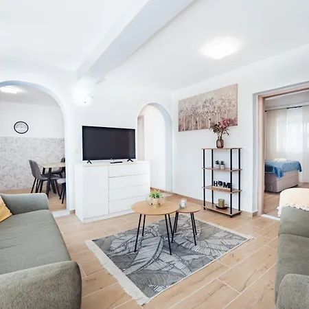 Family Apartman *